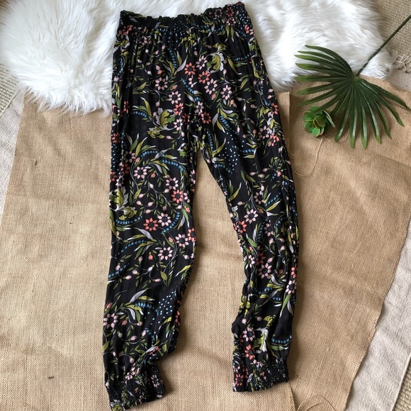Lani Pants - ✨ Lani California jogger style ankle pants ✨